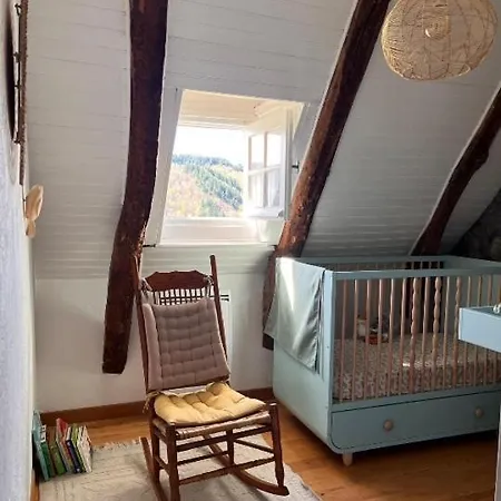 Сasa de vacaciones Calme, Charme & Nature Au Chateau D'anjony *