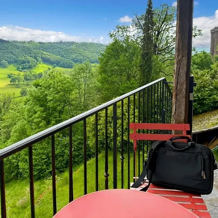 Сasa de vacaciones Calme, Charme & Nature Au Chateau D'anjony *